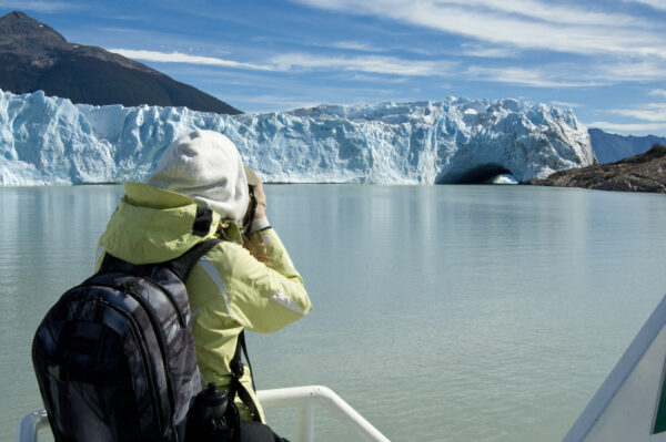 Perito Moreno Glacier - CALAFATE (Footbridges and Navigation) "8 hours" ( Shared tour ) - Image 17