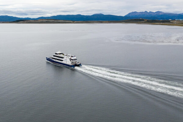 Navigation to the Penguins island "Beagle Channel" - Image 9